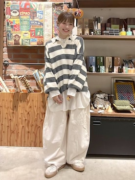 「LOWRYS FARM（ローリーズファーム）のステンレスＢＩＧリング  588511（リング、ゴールド系）」を使った、みきてぃ24さん（レディース・158cm）の秋コーディネート