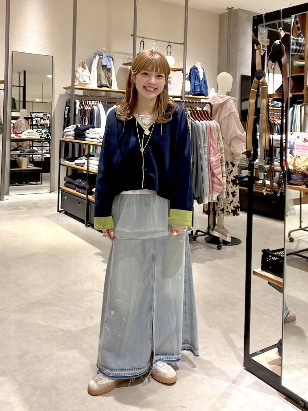 NKJ 2026SS] スリットロングデニムスカートを使った人気ファッション