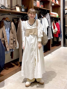 「LOWRYS FARM（ローリーズファーム）のステンレスフープチョーカー 127295（チョーカー、ゴールド系）」を使った、みきてぃ24さん（レディース・158cm）の春コーディネート