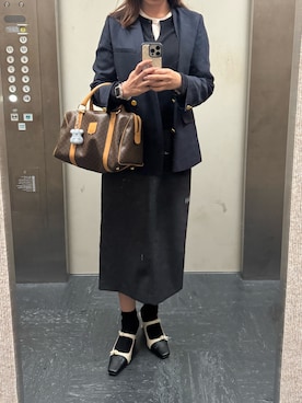 Mila Owen（ミラオーウェン）の「ノーカラーコクーン金釦ブレザー