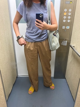 「OZOC（オゾック）のアイテム（Tシャツ/カットソー）」を使った、りさるるさん（レディース・168cm）の秋コーディネート