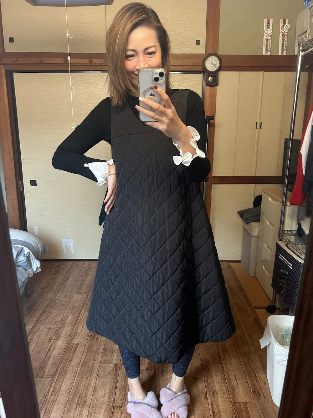 「trefle+1のアイテム（ワンピース、ブラック系）」を使った、yoyoさん（レディース・168cm）の冬コーディネートの1枚目の写真