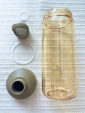 「アイテム（水筒）」を使った、えびちゃんさん（レディース・160cm）の秋コーディネート