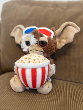「212 KITCHEN STORE（トゥワントゥキッチンストア）のギズモ 3Dメガネ ポップコーン 25cm ＜GREMLINS グレムリン＞（その他雑貨、その他）」を使った、えびちゃんさん（レディース）の秋コーディネート