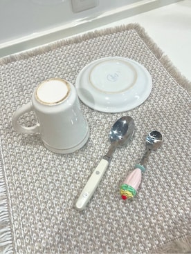 「212 KITCHEN STORE（トゥワントゥキッチンストア）のふわさら吸水水切りマットＭ 42×52cm GY（掃除グッズ、その他）」を使った、えびちゃんさん（レディース）の夏コーディネート