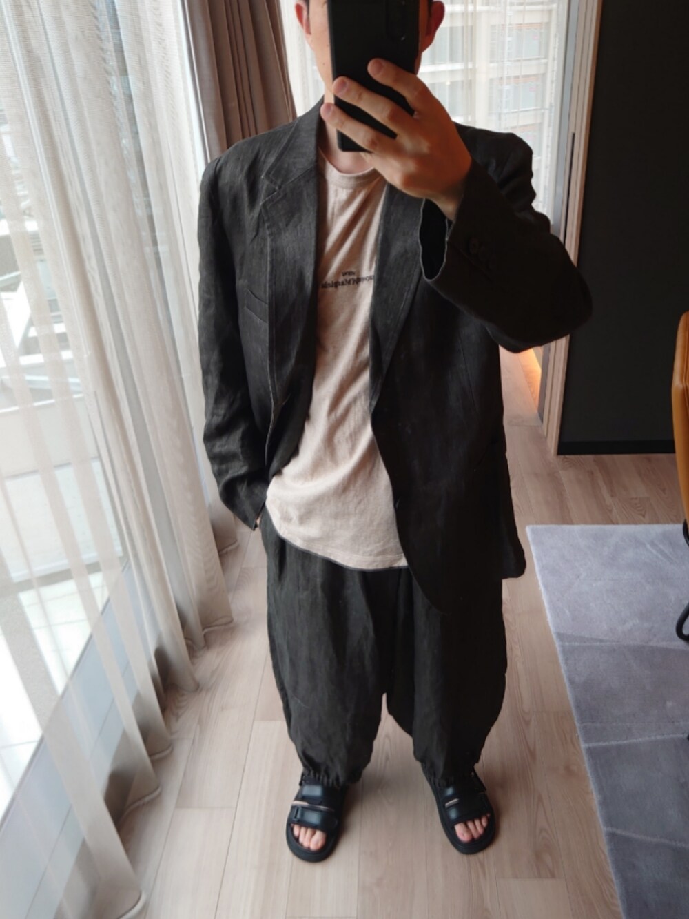 Yohji Yamamoto POUR HOMMEのその他パンツ（グレー系）を使った人気