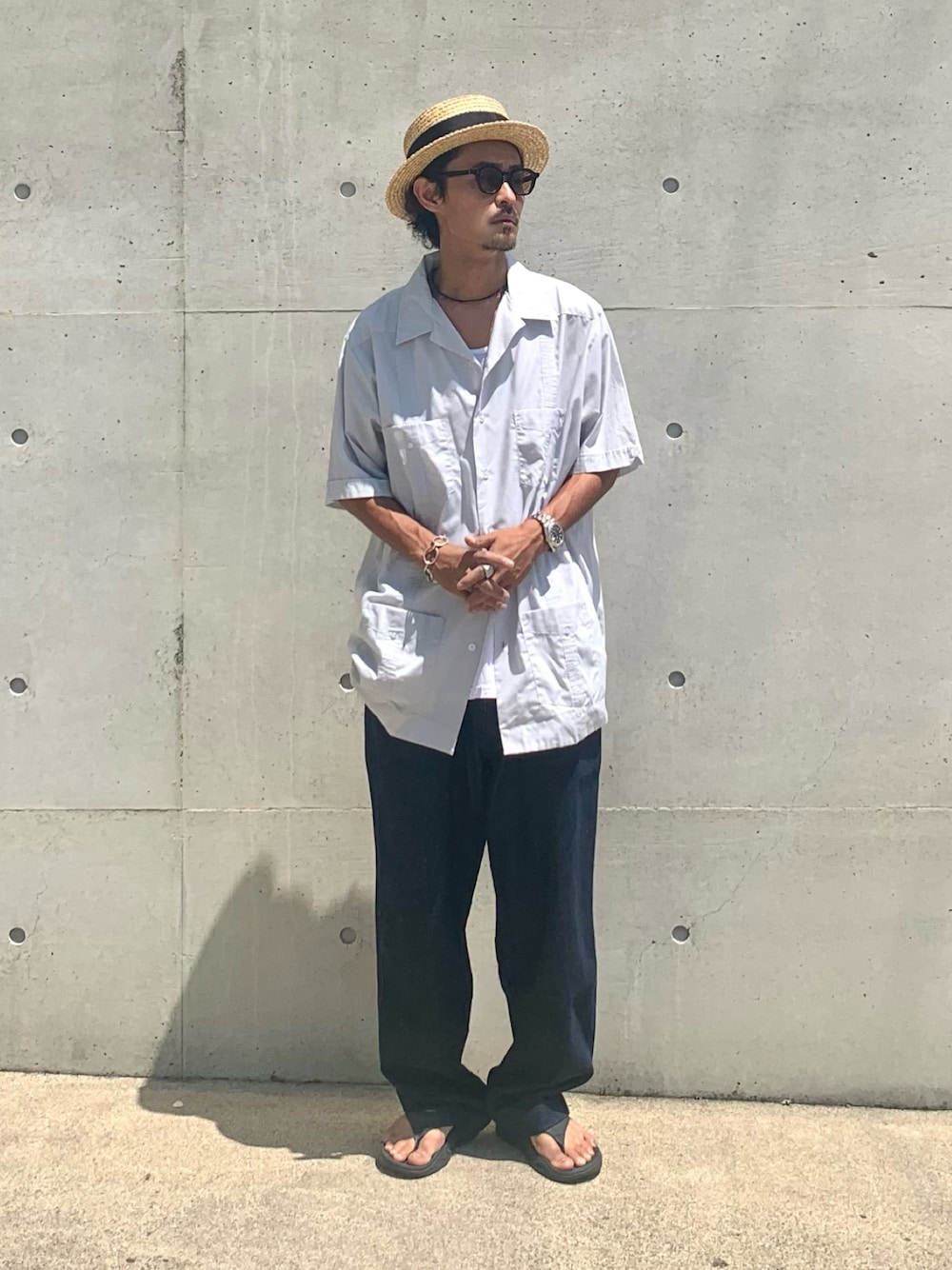 「PR、Levi's、Levis、リーバイス、リーバイス24AW、夏コーデ、アツいコーデ全部見せ、キューバシャツ、サンダル、麦わら帽子、サングラス、古着、古着MIX、ストリート」｜「Levi'sのLevi's/リーバイス JAPAN LIMITED DENIM SLACKS（スラックス、ブルー系）」を使った、takuya.sさん（メンズ・171cm）の夏コーディネートの1枚目の写真