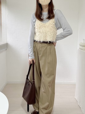 「アイテム（チノパンツ）」を使った、ももたさん（レディース・169cm）の秋コーディネート