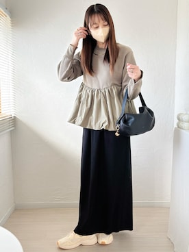 「アイテム（スウェット）」を使った、ももたさん（レディース・169cm）の秋コーディネート