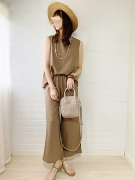 「LOWRYS FARM（ローリーズファーム）のウッドバングル　880326（バングル/リストバンド）」を使った、ももたさん（レディース・170cm）の夏コーディネート