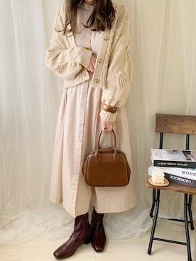 「スクエアトゥ」｜「アイテム（シャツワンピース）」を使った、ももたさん（レディース・170cm）の冬コーディネート