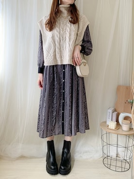 「DHOLIC（ディーホリック）のアイテム（ベスト）」を使った、ももたさん（レディース・169cm）の冬コーディネート