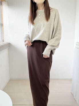 「アイテム（Tシャツ/カットソー）」を使った、ももたさん（レディース・169cm）の秋コーディネート