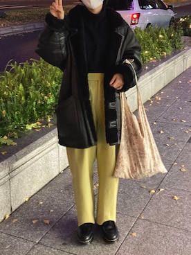 「黒タートルネック」｜「アイテム（パンツ）」を使った、✌🏼( ◠‿◠ ｜🐬さん（レディース・154cm）の冬コーディネート
