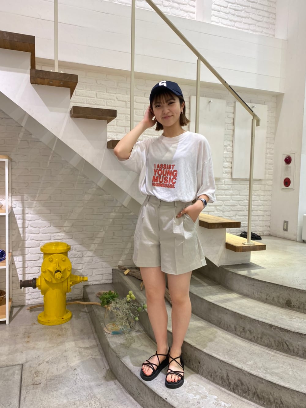 via j(ヴィアジェイ) IN THE PARK半袖Tシャツ CANAL JEAN(キャナルジーン)の「via j(ヴィアジェイ)