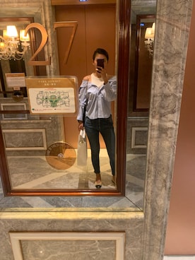 「alexanderwang（アレキサンダーワン）のアイテム（シャツ/ブラウス、ブルー系）」を使った、Sharon Zhangさん（レディース）の秋コーディネート