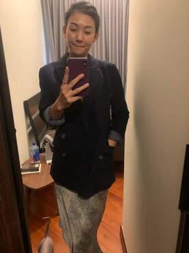 「GEOX（ジェオックス）のアイテム」を使った、Sharon Zhangさん（レディース・168cm）の秋コーディネート