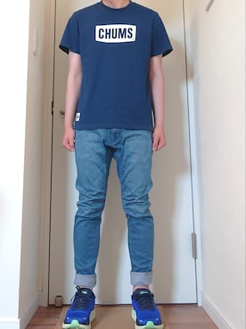 「CHUMS（チャムス）のアイテム（Tシャツ/カットソー）」を使った、ろびーさん（メンズ・165cm）の夏コーディネート