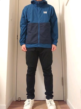 「ナイロンパーカー」｜「アイテム（チノパンツ）」を使った、ろびーさん（メンズ・165cm）の秋コーディネート