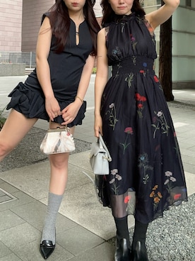 「アイテム（ワンピース、ブルー系）」を使った、楓子さん（レディース・156cm）の秋コーディネート