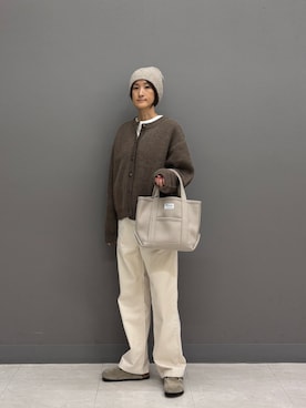 「アイテム（サンダル）」を使った、ゆいさん（レディース・158cm）の秋コーディネート