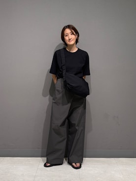 「EKAL（エカル）のSOLOTEXラップパンツ（その他パンツ、グレー系）」を使った、ゆいさん（レディース・158cm）の夏コーディネート