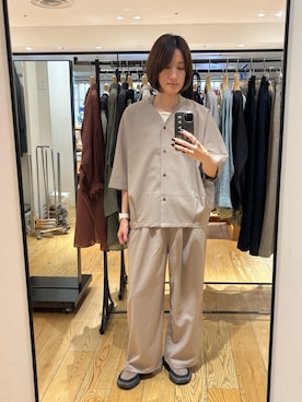 「URBAN RESEARCH DOORS（アーバンリサーチドアーズ）の『UR TECH』完声/涼ドルマン半袖シャツ（シャツ/ブラウス、ベージュ系）」を使った、ゆいさん（レディース・158cm）の春コーディネート