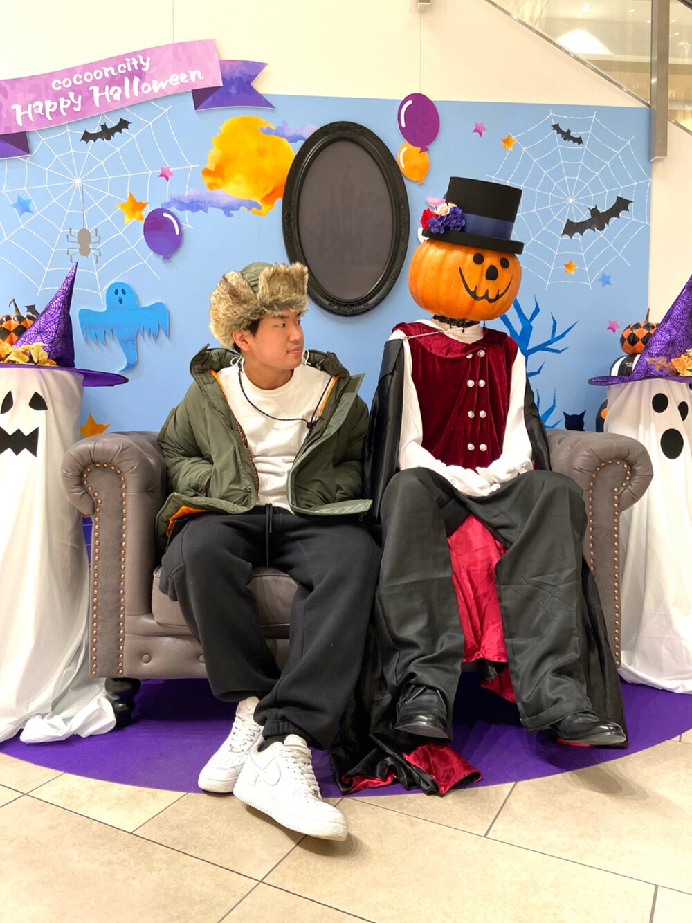 「スウェットパンツ、AVIREX、ハロウィン、冬コーデ、WILDTHINGS、ビックシルエット、ワイルドシングス、ストリートMIX、PROCLUB、コラボ商品」｜「AVIREXのエアフォースマークソックス/ AF MARK SOCKS（ソックス/靴下、ブラック系）」を使った、MANAYAさん（メンズ・172cm）の秋コーディネートの1枚目の写真