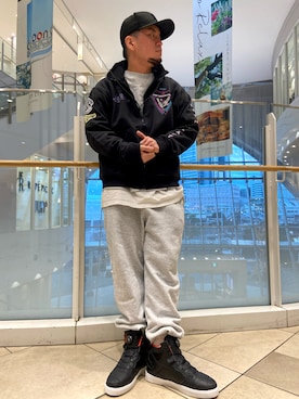 「スウエットパンツ」｜「アイテム（スウェット）」を使った、MANAYAさん（メンズ・172cm）の冬コーディネート