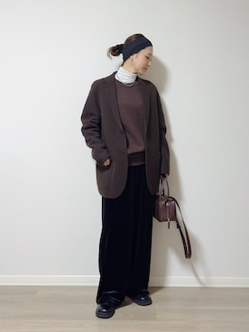 「アイテム（スリッポン）」を使った、KAŃAさん（レディース・157cm）の秋コーディネート