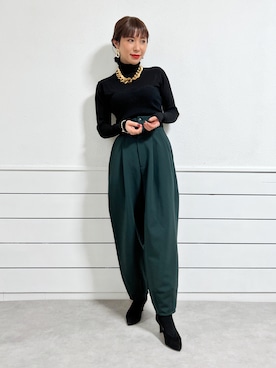 「タートルネック」｜「アイテム（チューブトップ）」を使った、KAŃAさん（レディース・157cm）の秋コーディネート