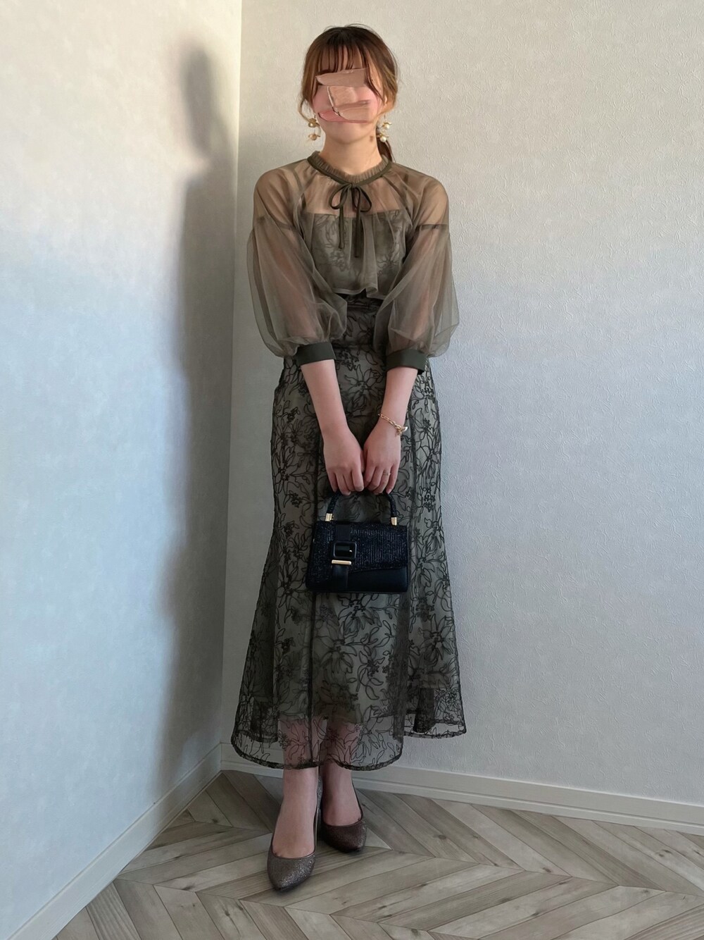 リボン付きパフスリーブシアーボレロ刺繍レースマーメイドシルエットキャミワンピース Leja（レジャ）の「【LEJA】リボン付きパフスリーブシアーボレロ
