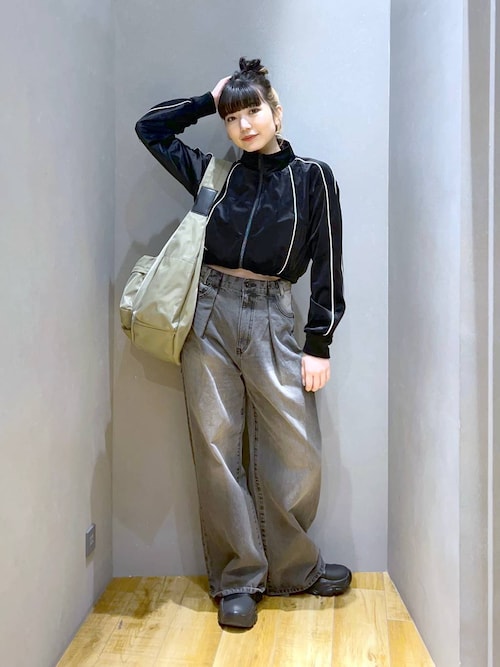 ▼▲新品 JEANASIS ベロアトラックジャージー 楽天市場】【SALE／40%OFF】ベロアトラックジャケット JEANASIS