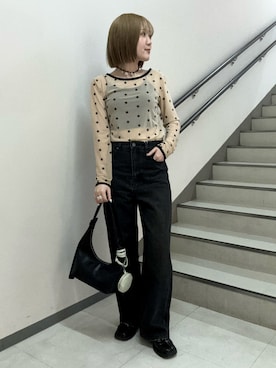 「SENSE OF PLACE by URBAN RESEARCH（センスオブプレイスバイアーバンリサーチ）のモチーフシアーカットトップ（Tシャツ/カットソー、ベージュ系）」を使った、ユウリさん（レディース・158cm）の春コーディネート