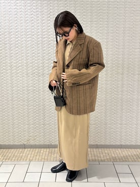 「アイテム（財布）」を使った、ユウリさん（レディース・158cm）の秋コーディネート