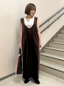 「SENSE OF PLACE by URBAN RESEARCH（センスオブプレイスバイアーバンリサーチ）のUネックベロアワンピース（ワンピース、ブラウン系）」を使った、ユウリさん（レディース・158cm）の夏コーディネート