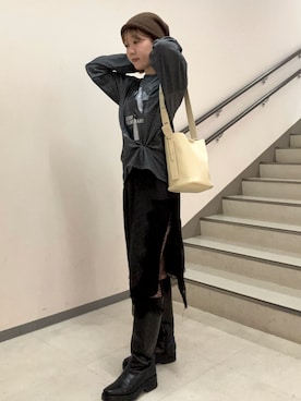 「SENSE OF PLACE by URBAN RESEARCH（センスオブプレイスバイアーバンリサーチ）のグラフィックTシャツ（Tシャツ/カットソー、その他）」を使った、ユウリさん（レディース・158cm）の秋コーディネート