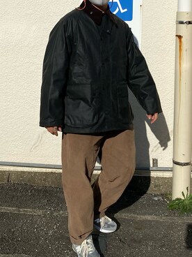 「NEWBALANCE」｜「アイテム（ミリタリージャケット）」を使った、yuuさん（メンズ・171cm）の冬コーディネート