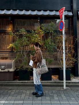 「A.P.C.（アーペーセー）のアイテム」を使った、   めいさん（レディース・156cm）の春コーディネート