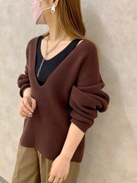 「SLY（スライ）のアイテム（アクセサリー）」を使った、アンダープラウ AEON釧路店さん（レディース・158cm）の秋コーディネート