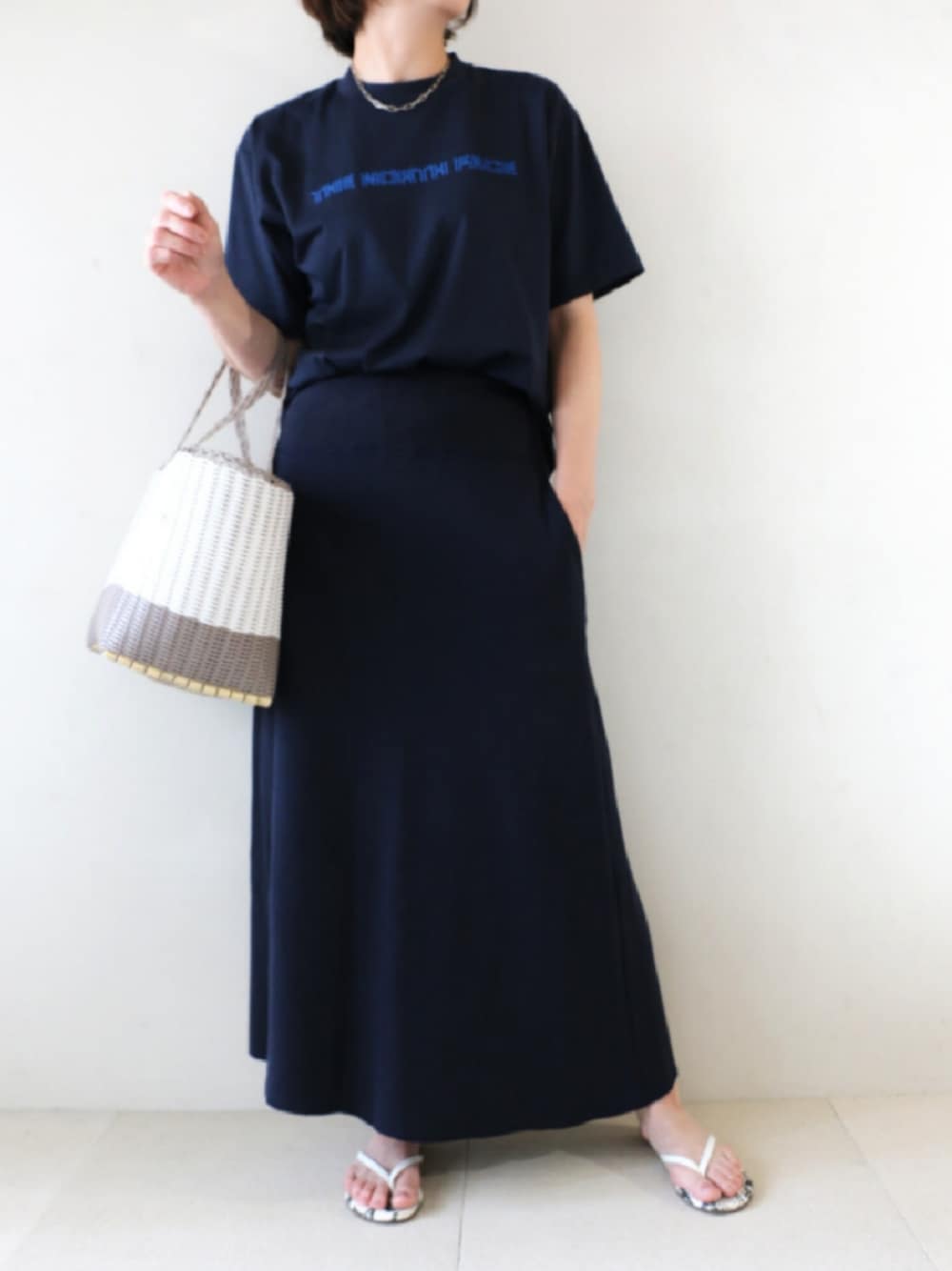 「スポーツミックス、休日スタイル、夏コーデ、大人コーデ、ワントーンコーデ」｜「THE NORTH FACEのアイテム（Tシャツ/カットソー、ブルー系）」を使った、kotetuさん（レディース・162cm）の夏コーディネートの1枚目の写真