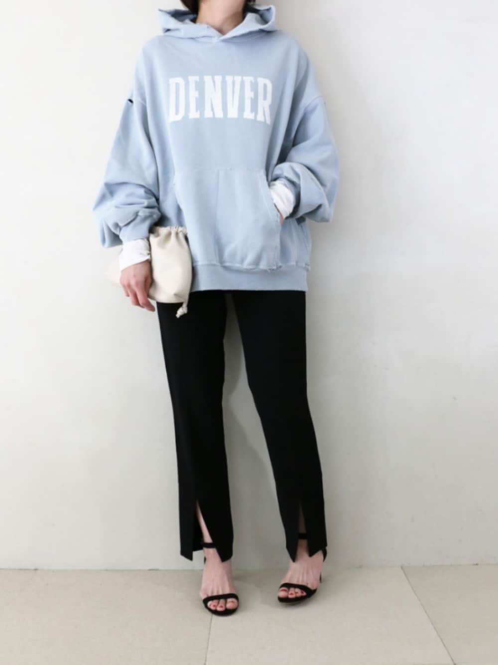 「古着MIX、大人コーデ、コーディネート販売、セット販売」｜「MUSE de Deuxieme classeのアイテム（スウェット、ブルー系）」を使った、kotetuさん（レディース・162cm）の春コーディネートの1枚目の写真
