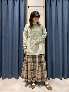 「Samansa Mos2 blue」｜「アイテム（スウェット）」を使った、さ や か  ☺︎さん（レディース・160cm）の冬コーディネート