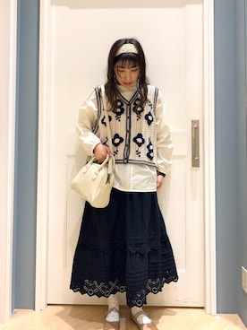 「スカラップ」｜「アイテム（スカート）」を使った、さ や か  ☺︎さん（レディース・160cm）の春コーディネート