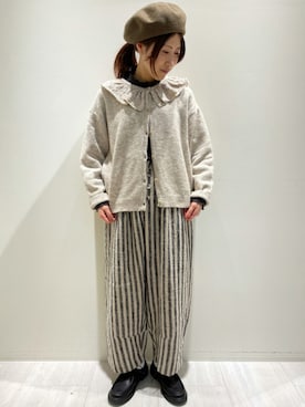 「ストライプパンツ」｜「アイテム（ハンチング/ベレー帽）」を使った、キノシタさん（レディース・158cm）の秋コーディネート