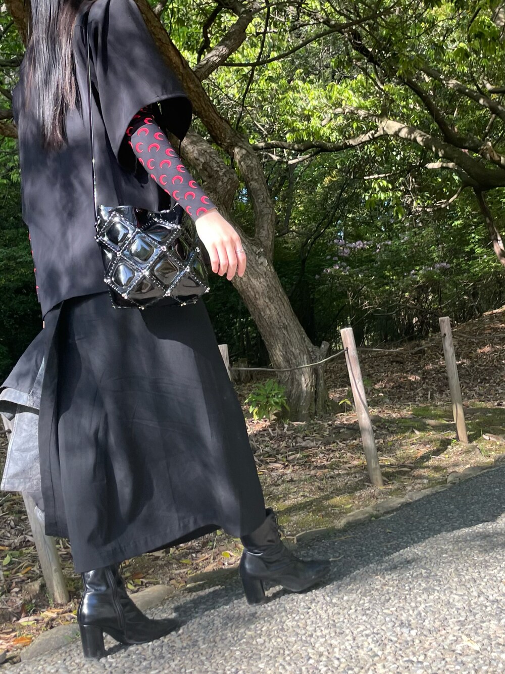 19ss comme des garcons 断ち切 ロープ シワ加工 スカート 19ss comme des garcons 断ち切 ロープ シワ加工 スカート