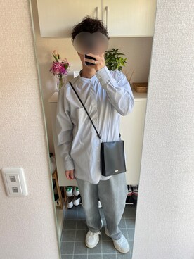 「shiki tokyo（シキトウキョウ）のアイテム（スニーカー）」を使った、tomoさん（メンズ・172cm）の春コーディネート