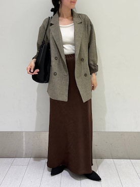 「LOWRYS FARM（ローリーズファーム）のストレッチサテンスカート　 290120（スカート、ブラウン系）」を使った、kazuponさん（レディース・153cm）の春コーディネート