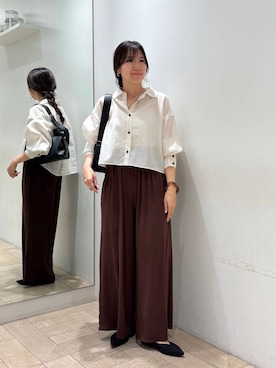 「LOWRYS FARM（ローリーズファーム）のシアーシャツＬＳ  605853（シャツ/ブラウス、ホワイト系）」を使った、kazuponさん（レディース・153cm）の春コーディネート
