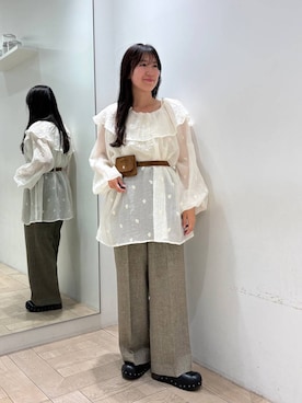 「LOWRYS FARM（ローリーズファーム）のソウバリスクエアタンクトップ　294378（タンクトップ、ゴールド系）」を使った、kazuponさん（レディース・153cm）の春コーディネート